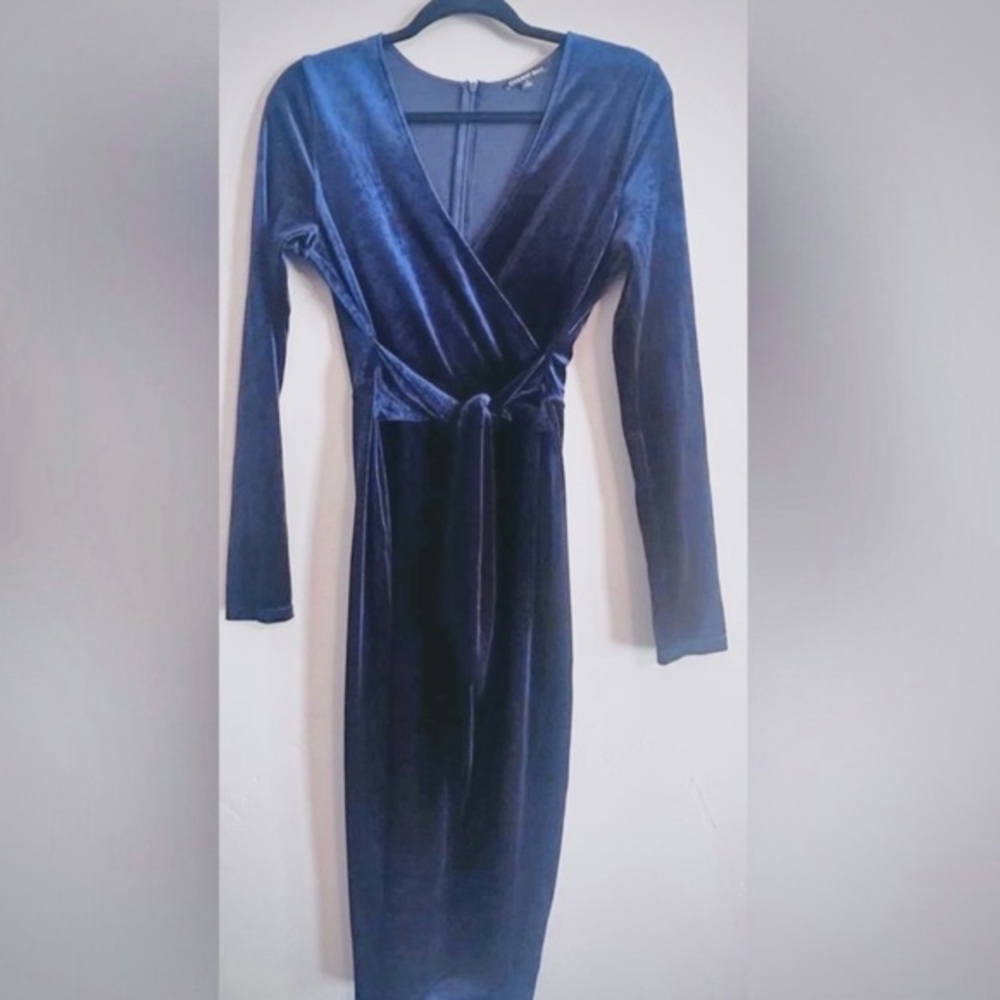 Gianni Bini Faux Wrap Leena Navy Shine Bright Velvet Dress NWT Size Small